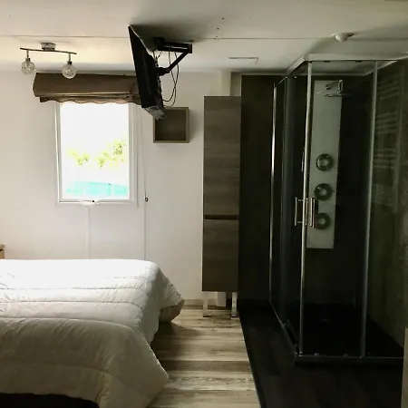 Mobilhome 4voyageurs Av Piscine - Proche Plage イエール